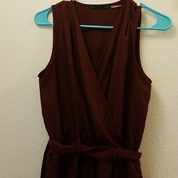 Maroon Wide Leg One Piece V-neck w/ matching belt - Picture 4 of 5